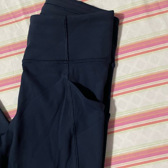 Lululemon luxtreme leggings, 22-23” in navy, size 4. - Picture 4 of 7
